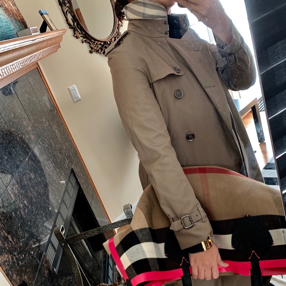 (New) Burberry Midi Trench Coat